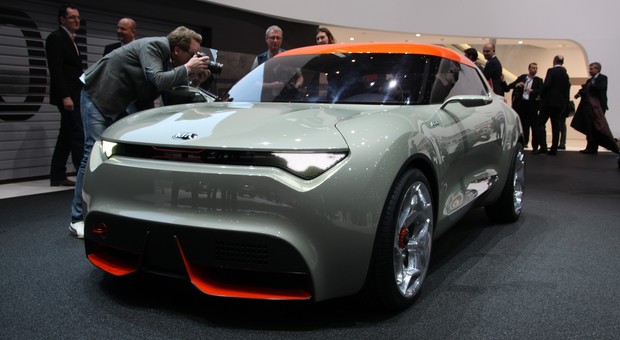 Kia Provo - rasowa hybryda (Motor Show 2014)
