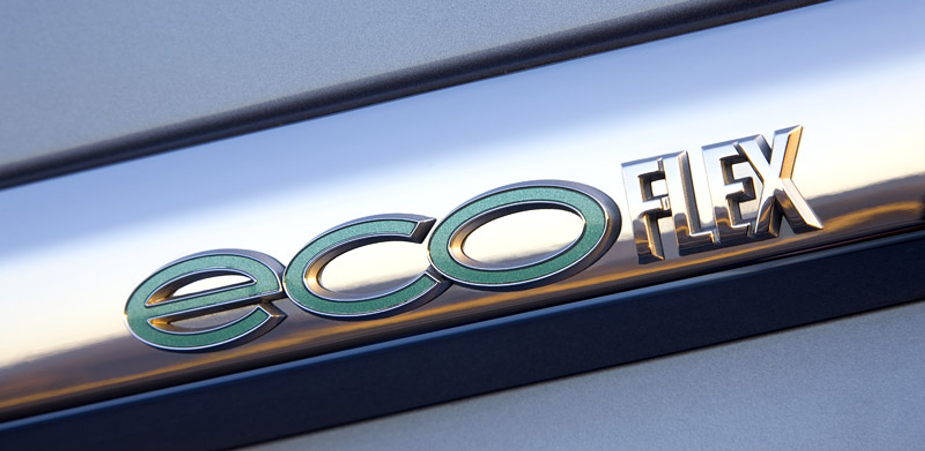 Opel Corsa i Astra ecoFLEX - lżejsze i oszczędniejsze