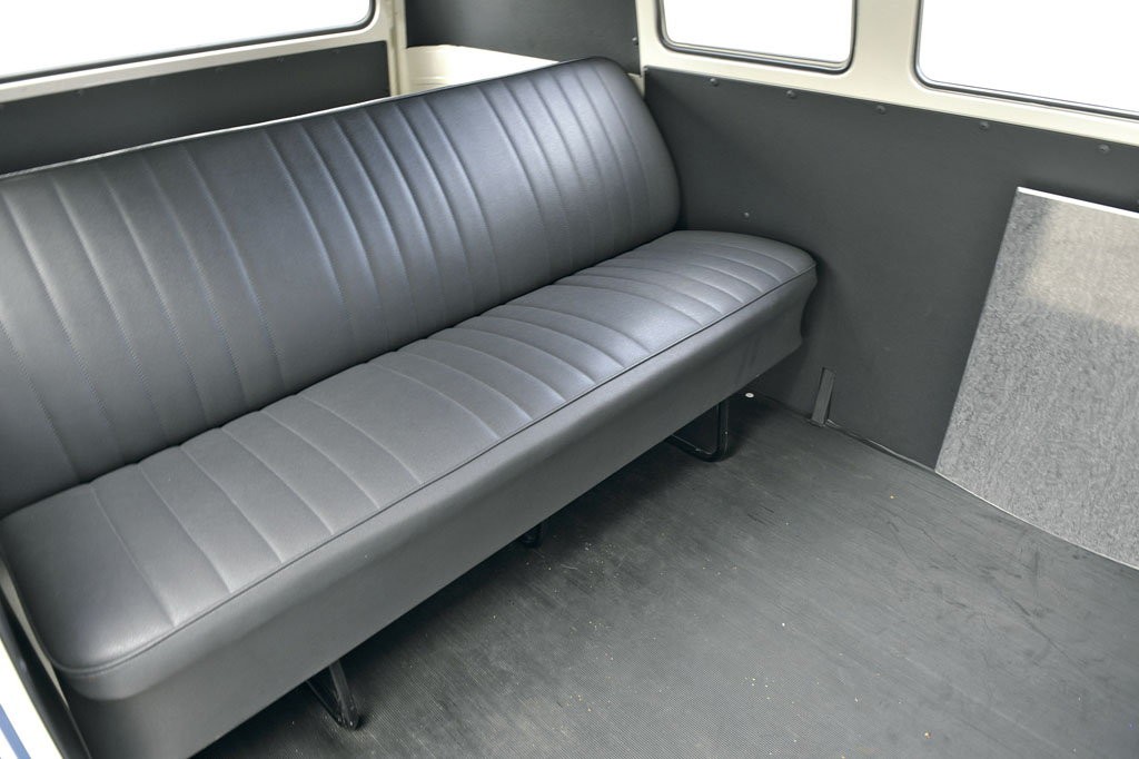 Volkswagen Bus T1 - wierny towarzysz podróży