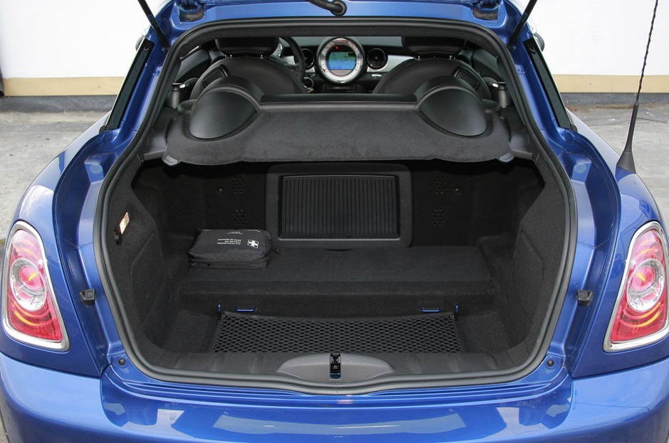 Mini Cooper S Coupé: rasowy oryginał