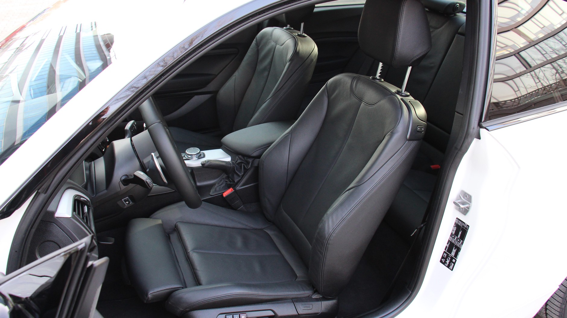 BMW M240i xDrive Coupe