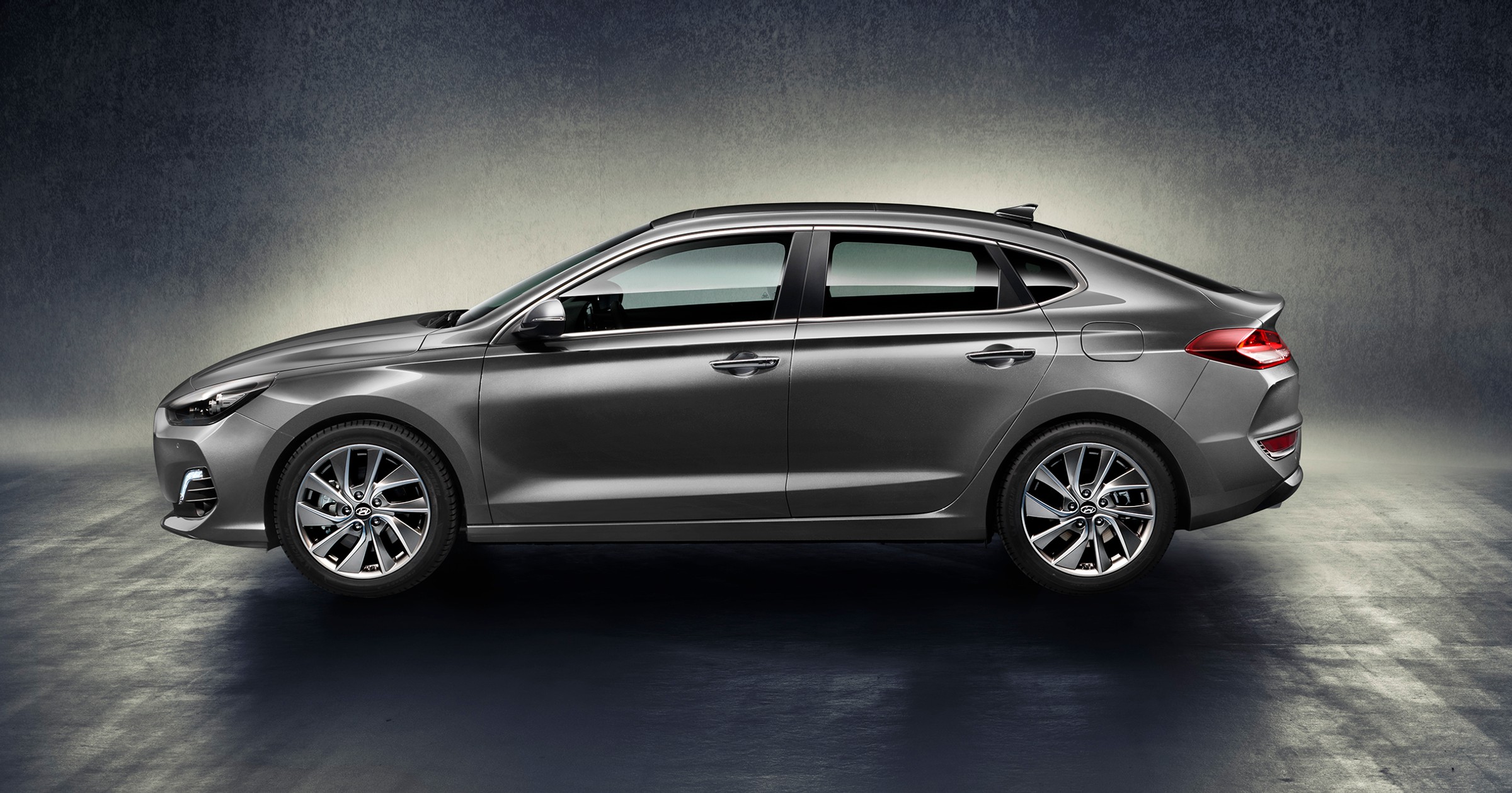 Hyundai i30 Fastback – w kierunku coupe