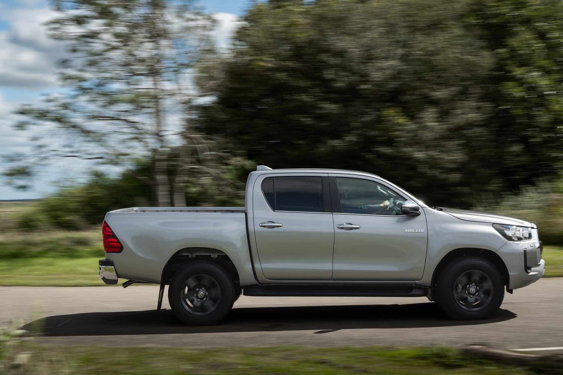 Toyota Hilux Mild-hybrid 48V