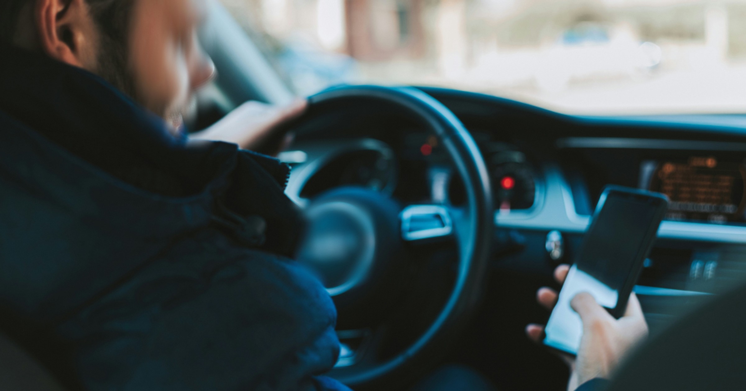 Rozmawiali przez telefon. "Rachunek" wyniósł 500 zł i 12 punktów