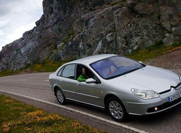 Niedocenione: Citroën C5 – łóżko wodne na kołach