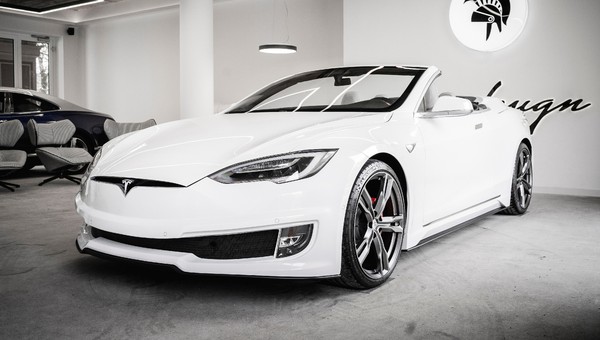 Tesla Model S w wersji cabrio stworzona przez Włochów – wygląda dobrze
