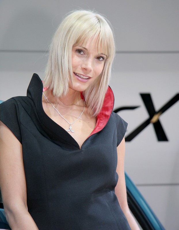 IAA Frankfurt 2007: fotogaleria 4. część – kobiety, kobiety, kobiety...