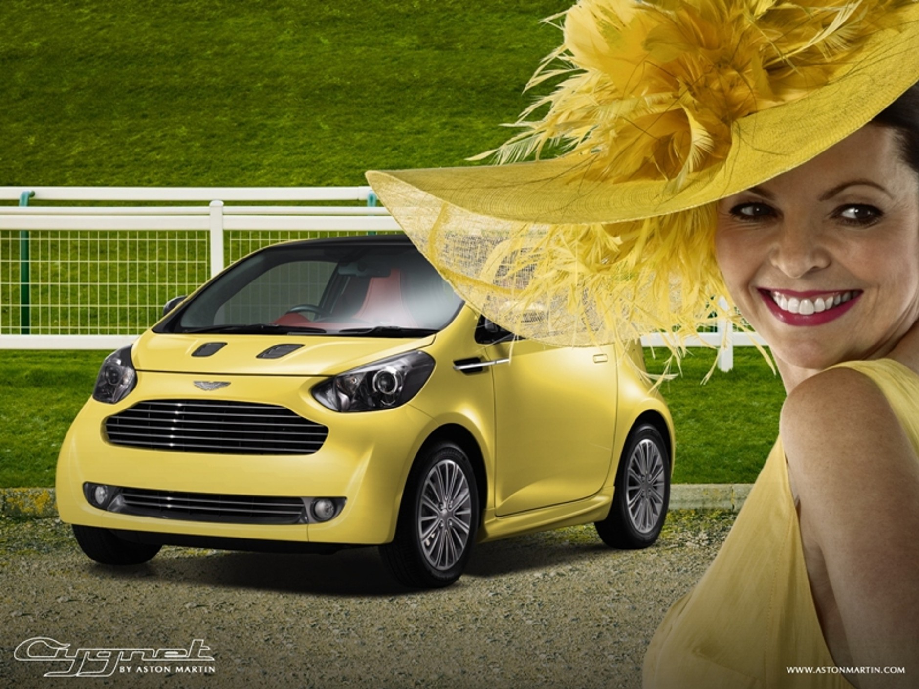 Aston Martin Cygnet – zrób sobie ekscentryczną tapetę