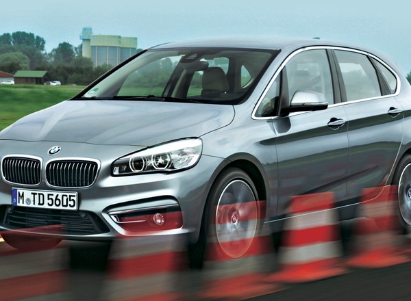 Test BMW 225i - Van mocny jak GTI