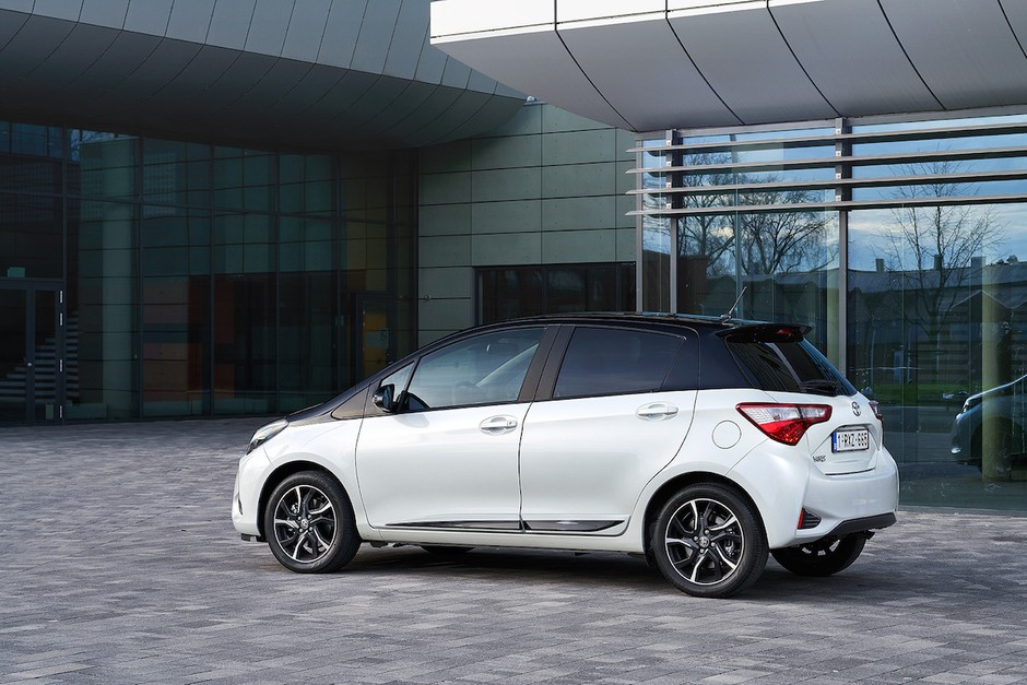 Toyota Yaris FL 1.5
