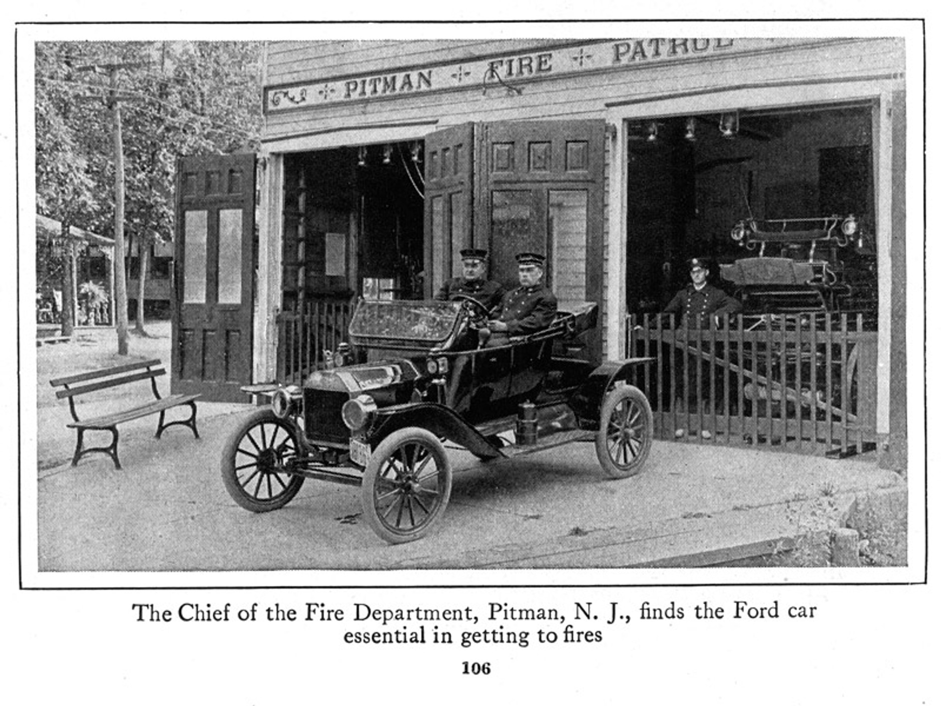 Ford Model T ma sto lat, na zlot przyjechało 750 (fotogaleria)