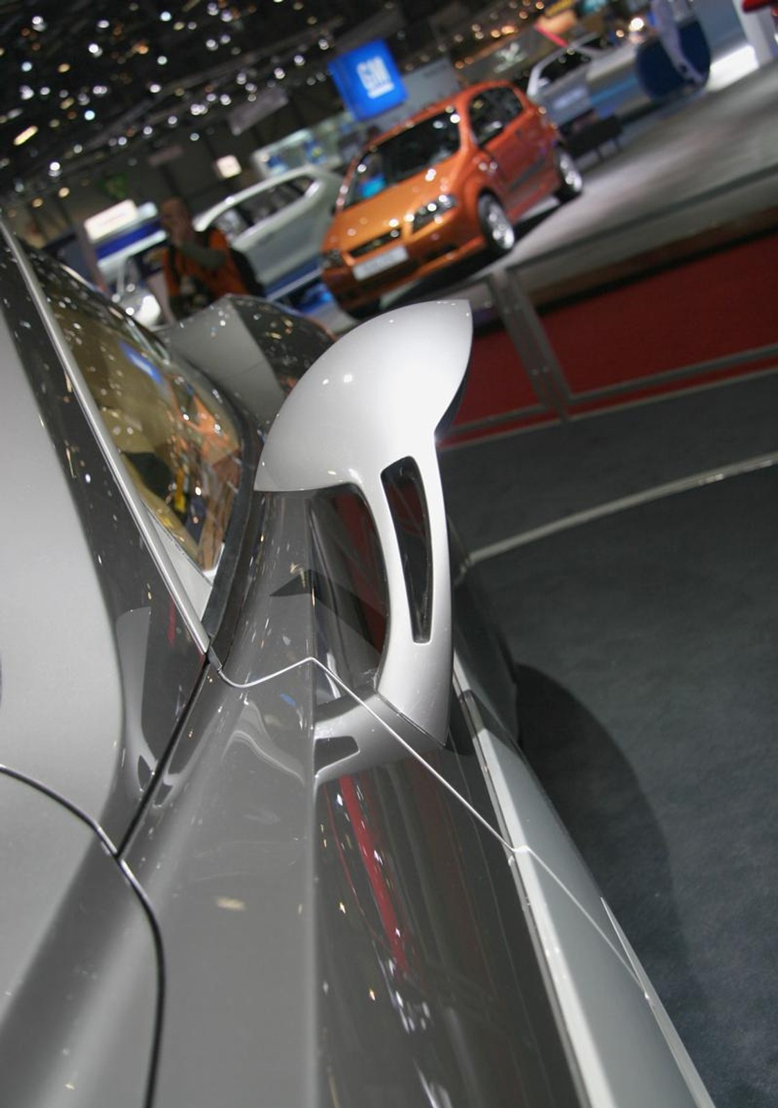 Genewa 2007: Russo-Baltique Impression – lata 30. w rosyjskim stylu