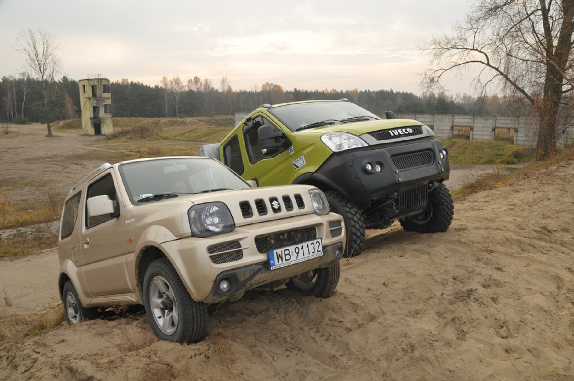 Suzuki Jimny kontra Iveco Daily 4x4: czy duży może więcej?