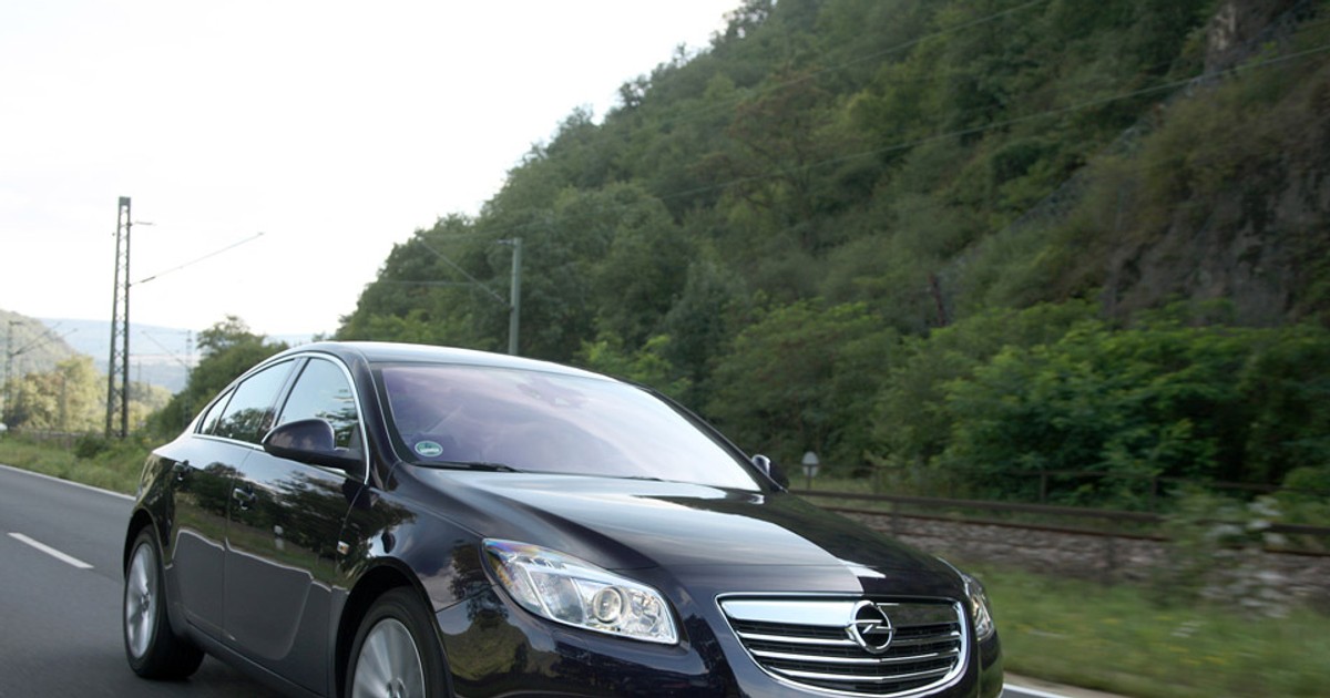 Opel Insignia 1.4 Turbo: duże auto, mały silnik. Czy to na pewno dobry pomysł?