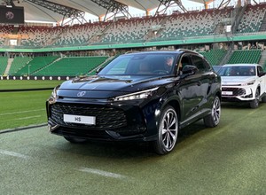 Widziałem nowe MG HS. Ten SUV może jeszcze mocniej namieszać na polskim rynku