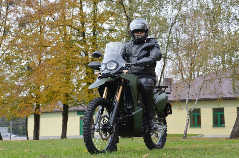 Motocykl Honda CRF 250 Rally straży granicznej