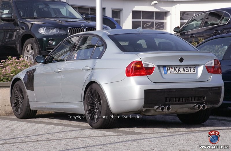 Zdjęcia szpiegowskie: Ultra szybkie BMW M3, Mercedes-Benz C 63 AMG, Lexus IS-F – bitwa się rozpoczyna