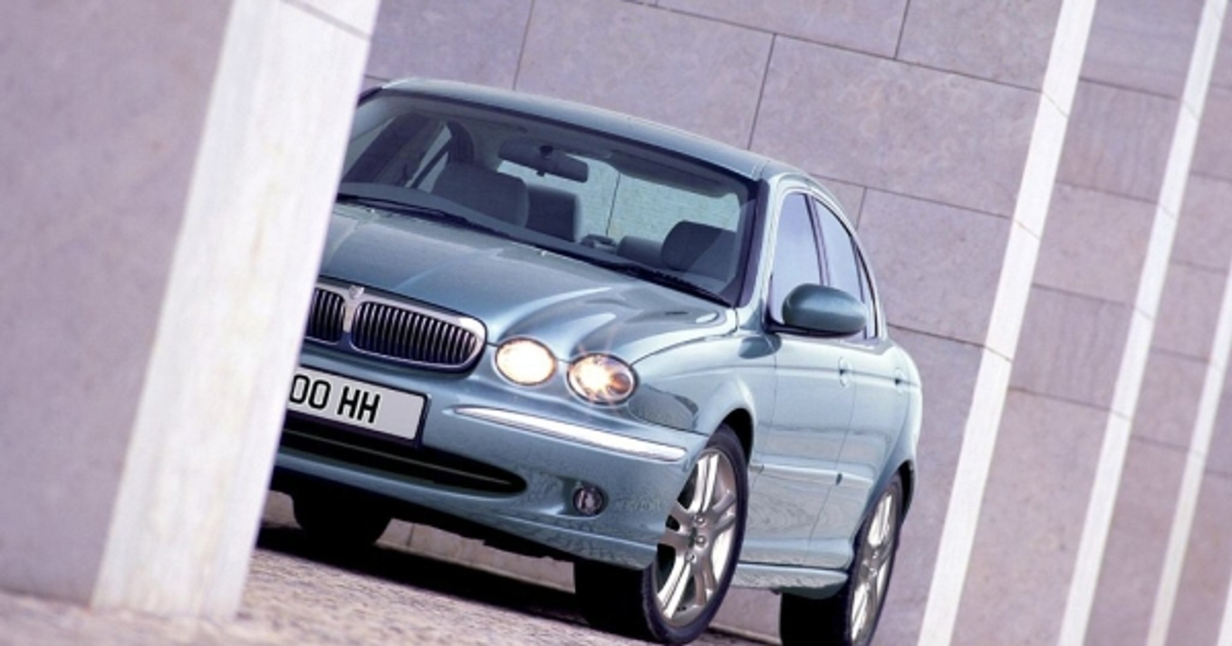 Jaguar X-Type