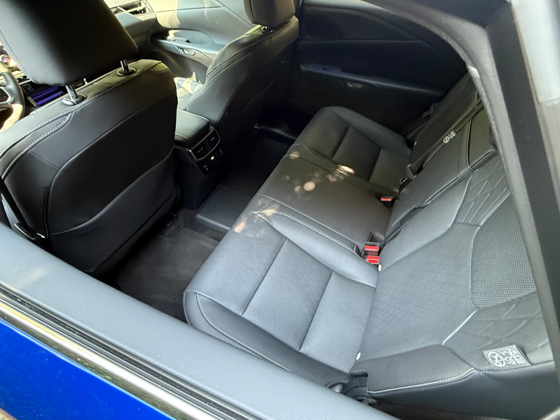 Lexus RX 450H+ F Sport Design