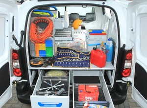 Zabudowa warsztatowa w Citroenie Berlingo
