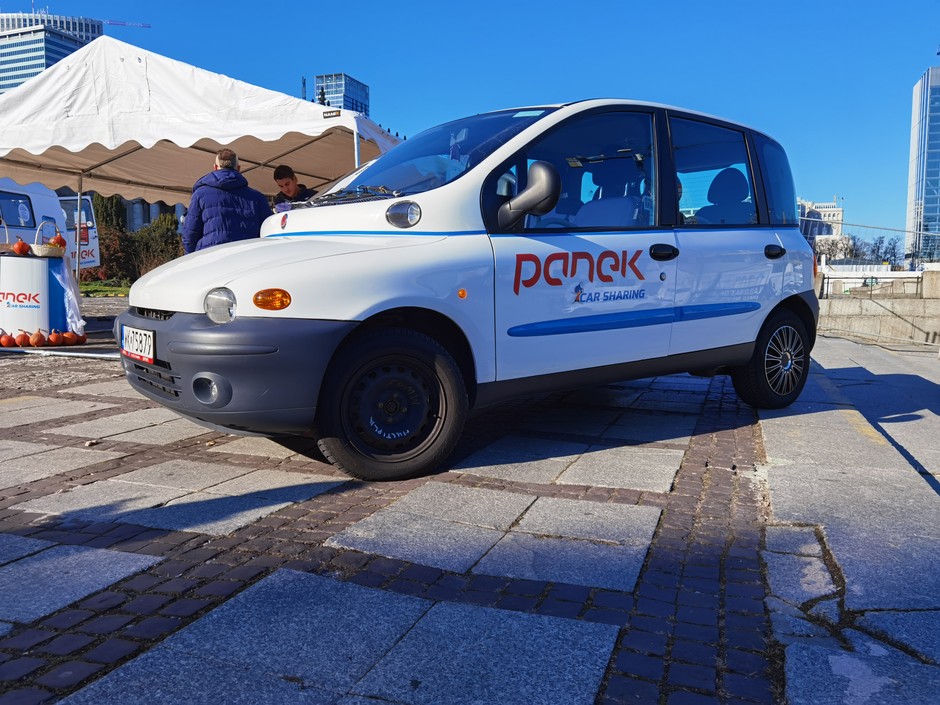Panek Carsharing Retro