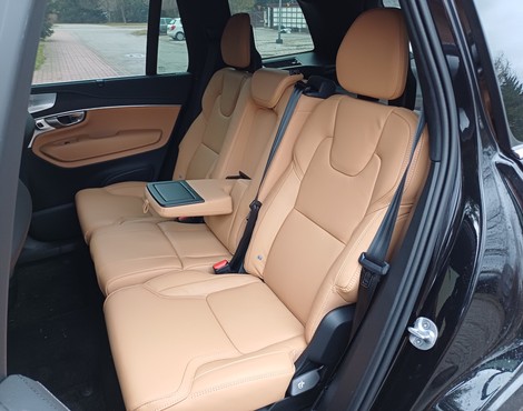 Volvo XC90 B5
