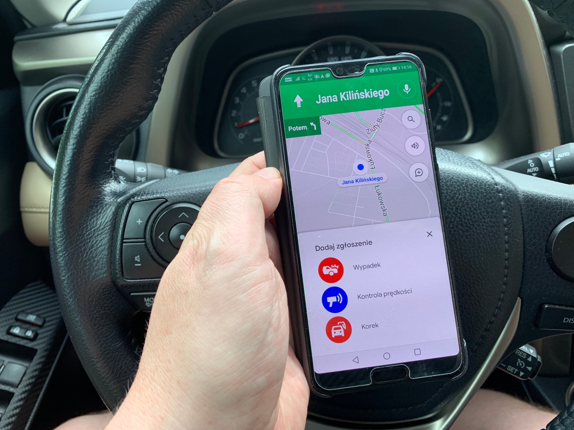 Google Maps z funkcją ostrzegania