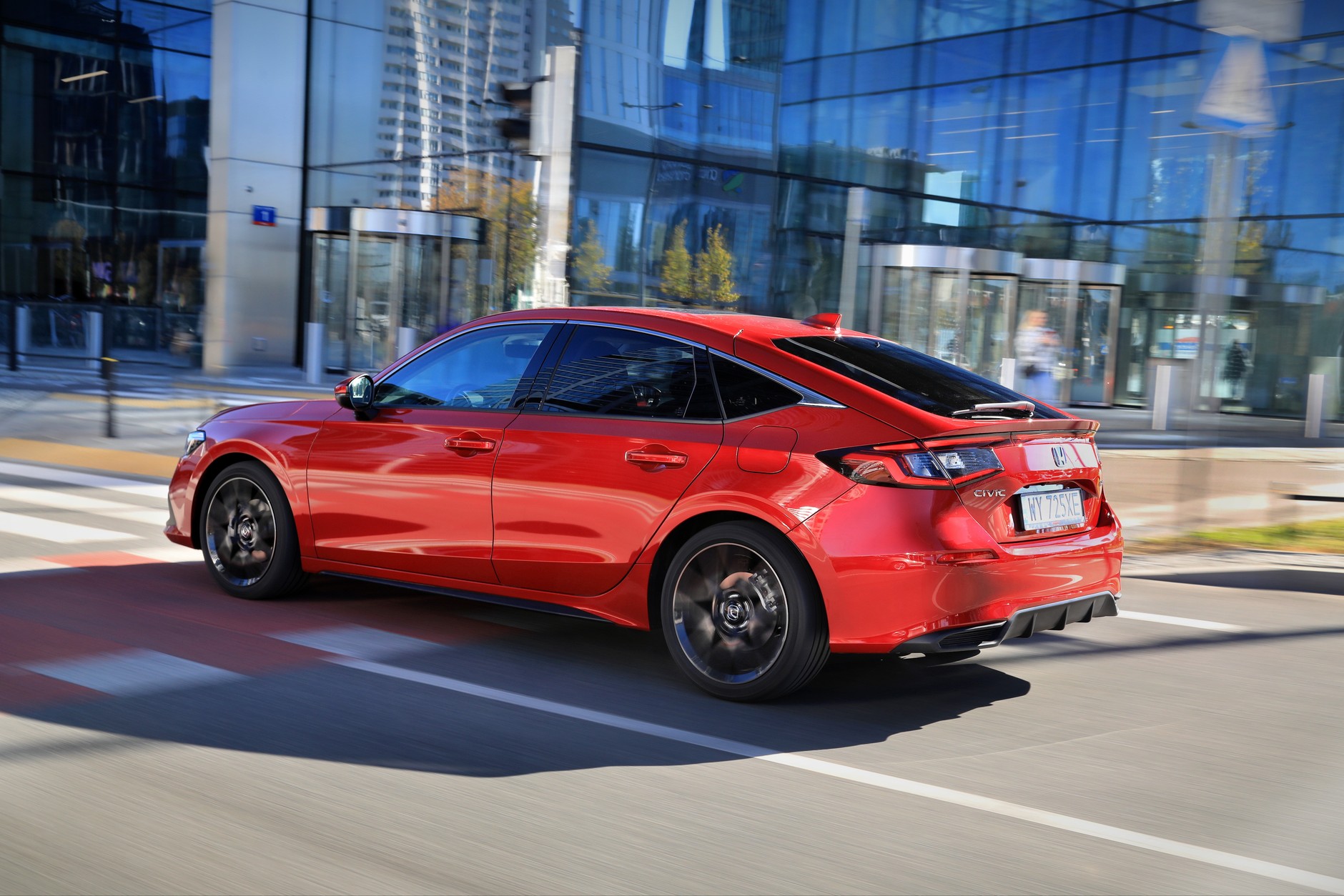 Honda Civic e: HEV 2022 11 generacja