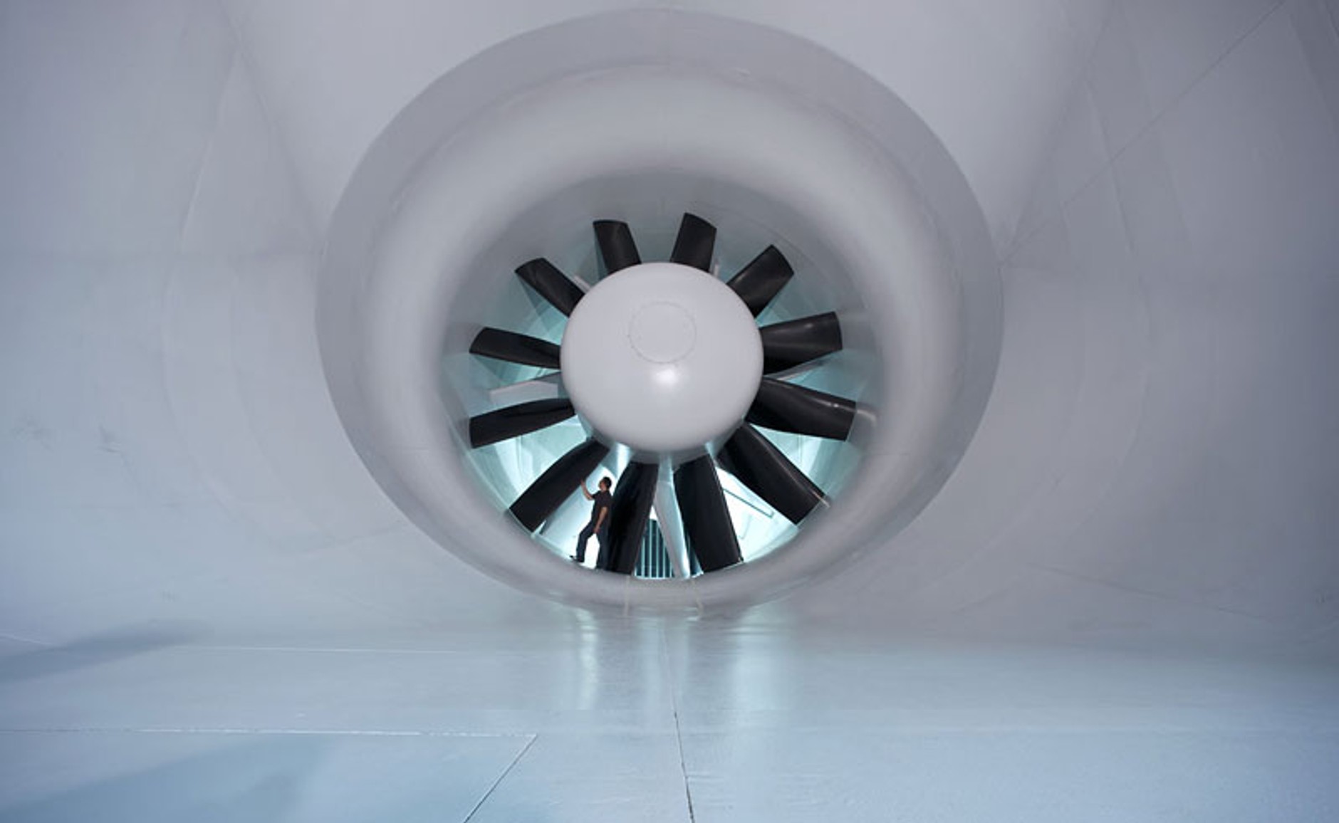 BMW: nowe centrum aerodynamiky (fotogaleria)