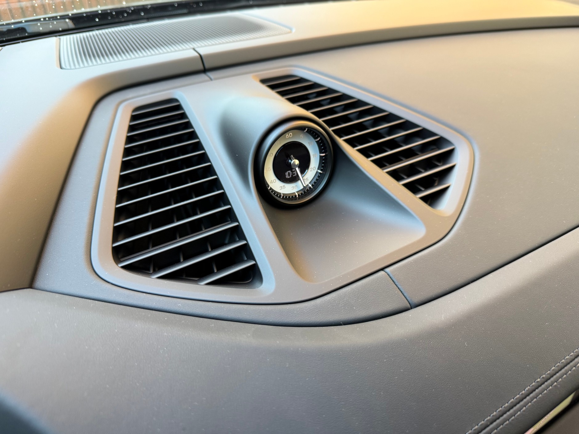 Porsche Macan 4 electric