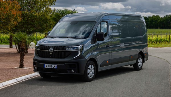 Zupełnie nowe Renault Master debiutuje w Polsce. Znamy ceny