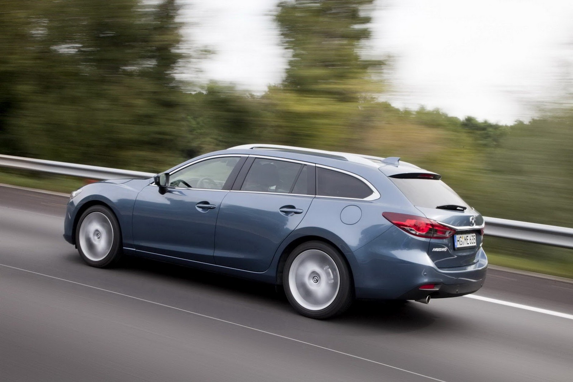 Wiemy jak jeździ nowa Mazda 6: nareszcie ma to coś!