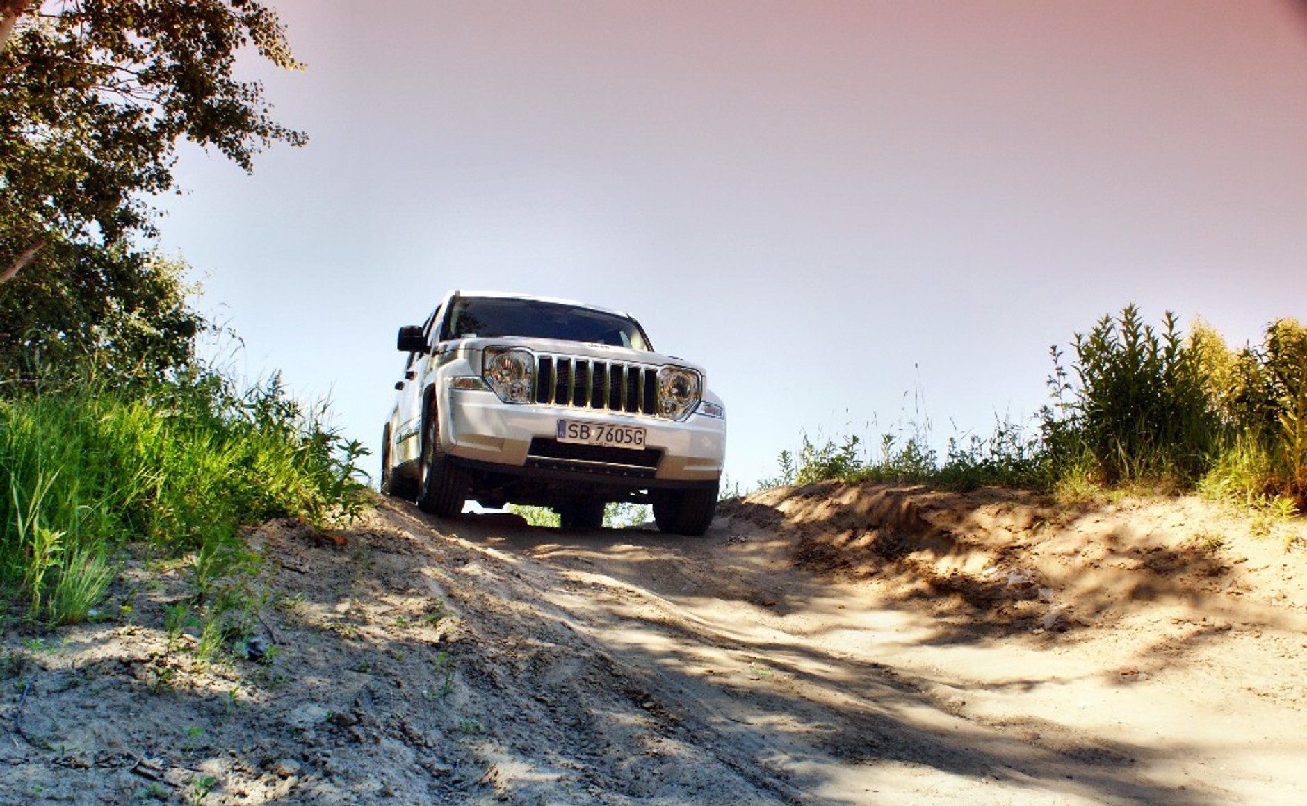 Jeep Cherokee: luksus w błocie