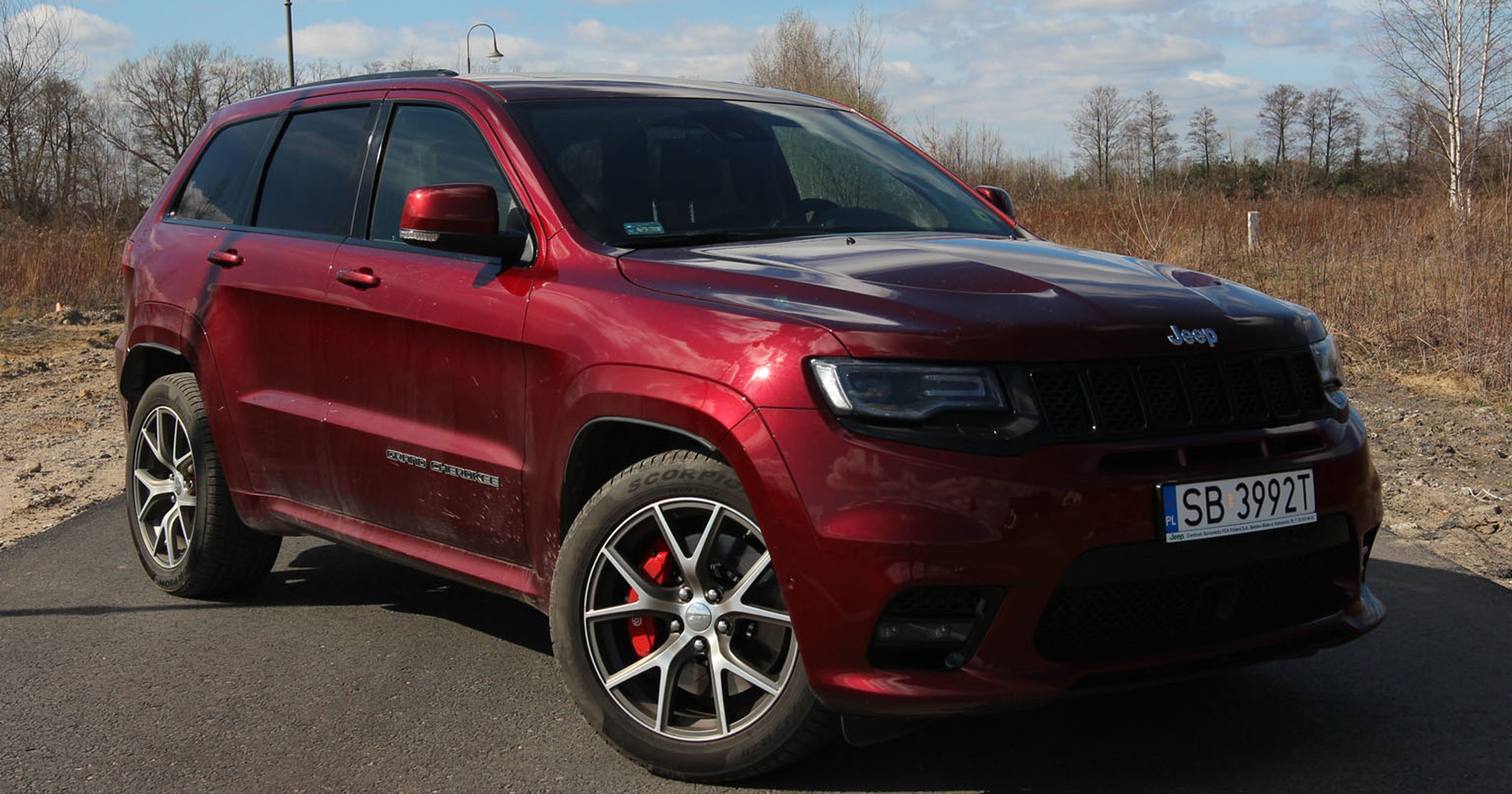 Jeep Grand Cherokee SRT – SUV jakich mało