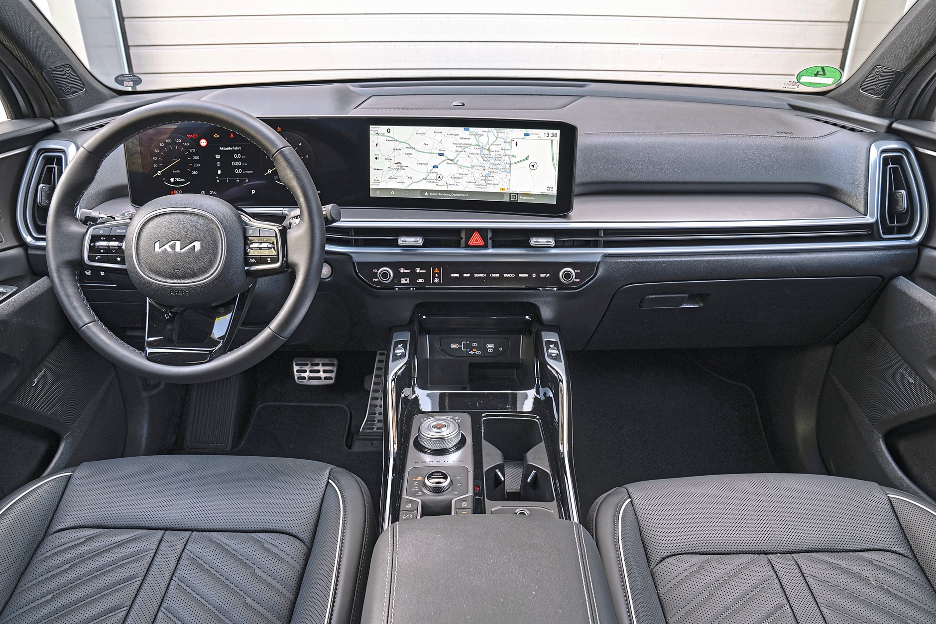 Kia Sorrento-030 HR