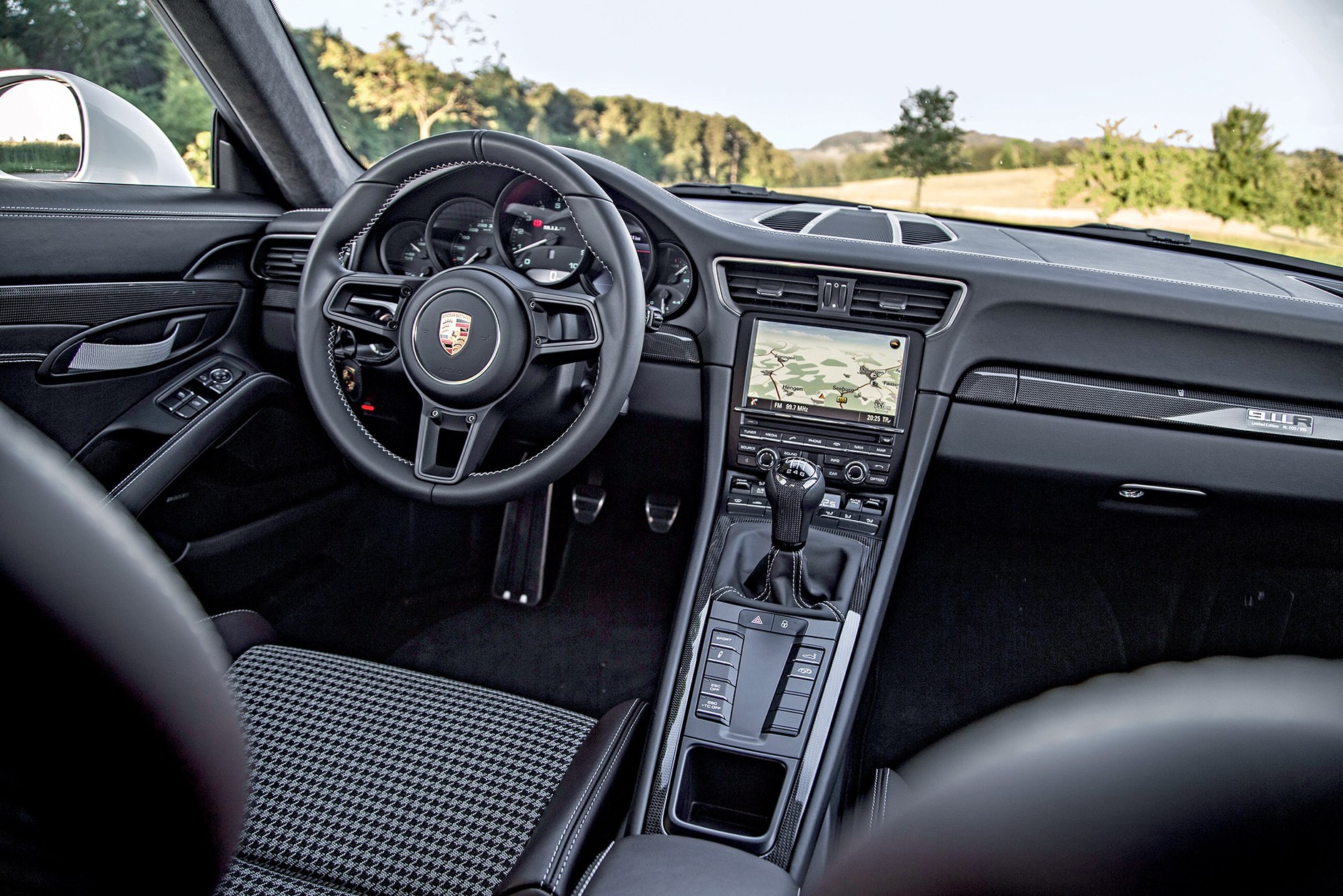 Porsche 911 R – mniej znaczy więcej | TEST