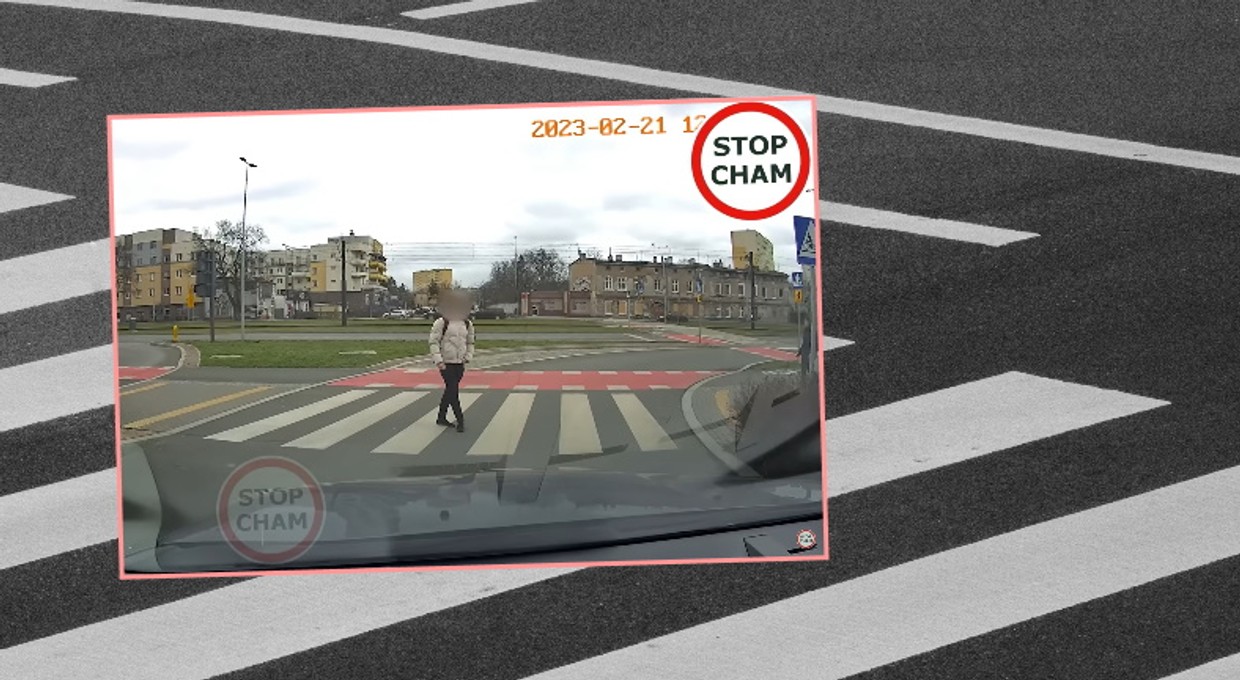 Pieszy z Bydgoszczy postanowił przetestować cierpliwość kierowcy [WIDEO]