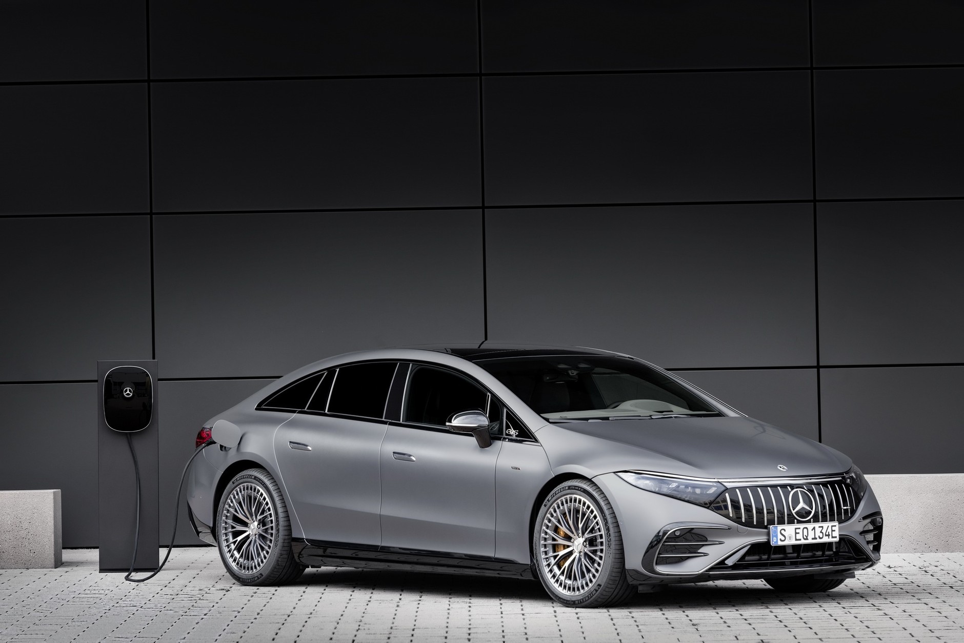 Mercedes-AMG EQS 53 (2021)