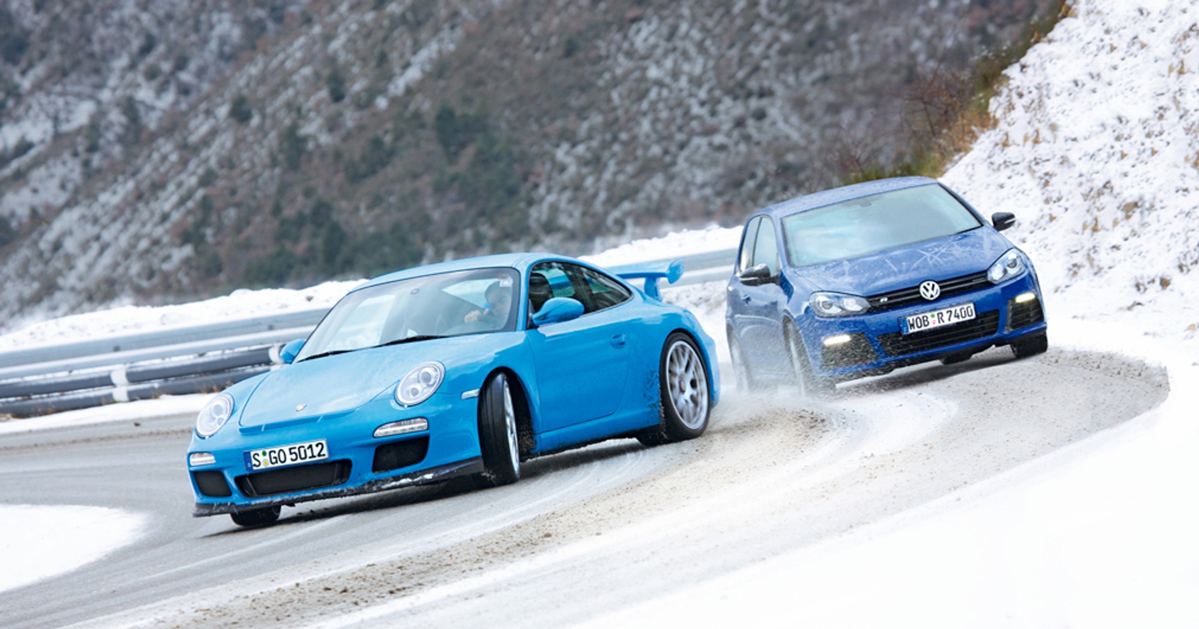 Gorący taniec na lodzie - Porsche 911 GT3 kontra VW Golf R
