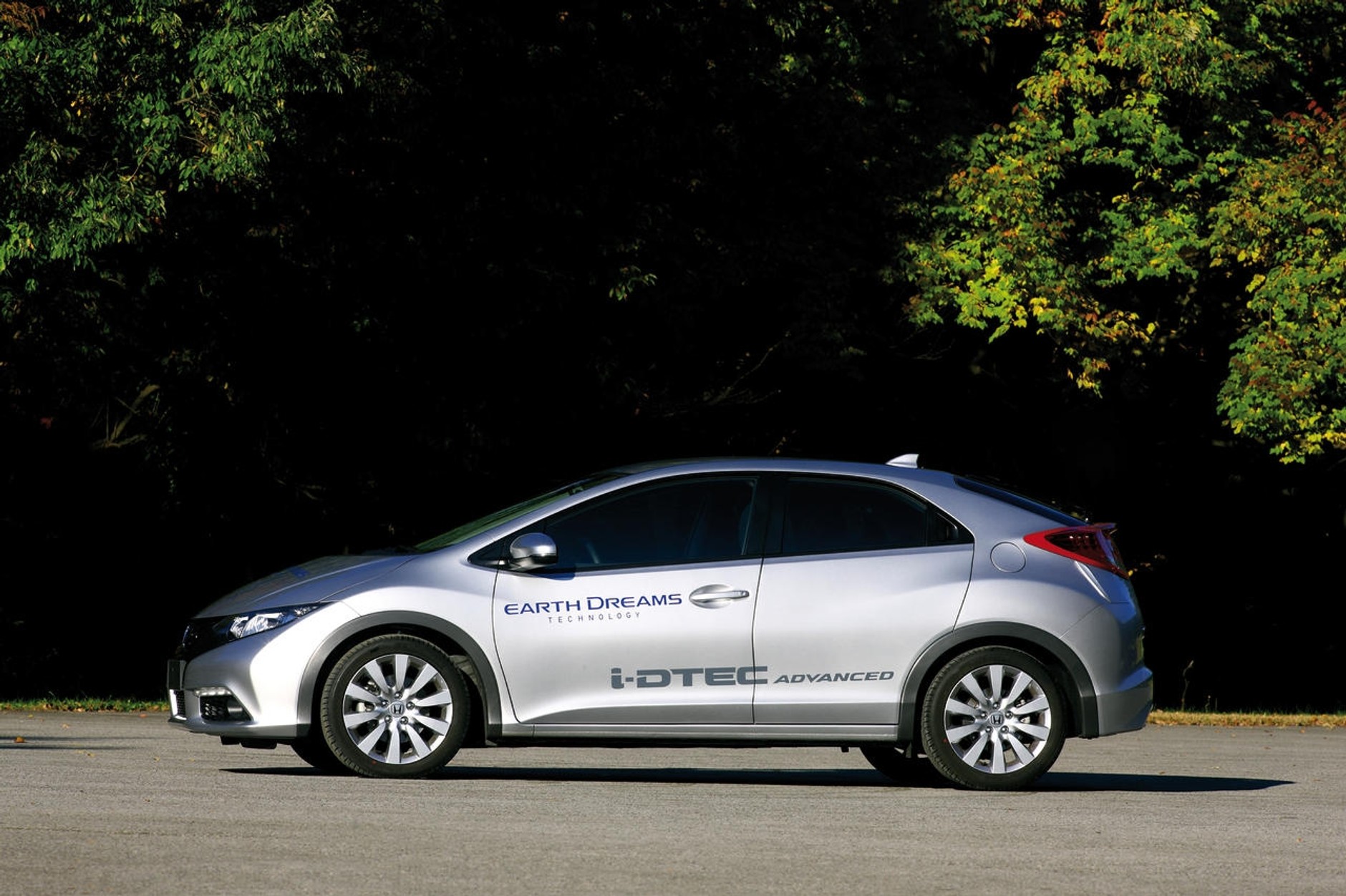 CR-Z i CR-V oraz pierwszy Civic atrakcją Hondy w Paryżu