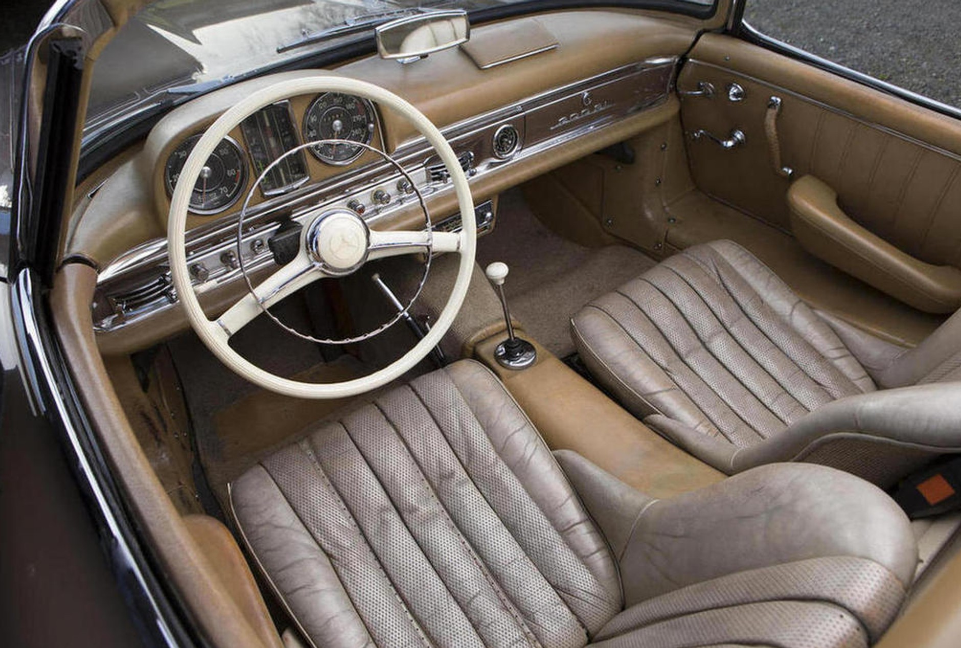 Merceds 300 SL roadster