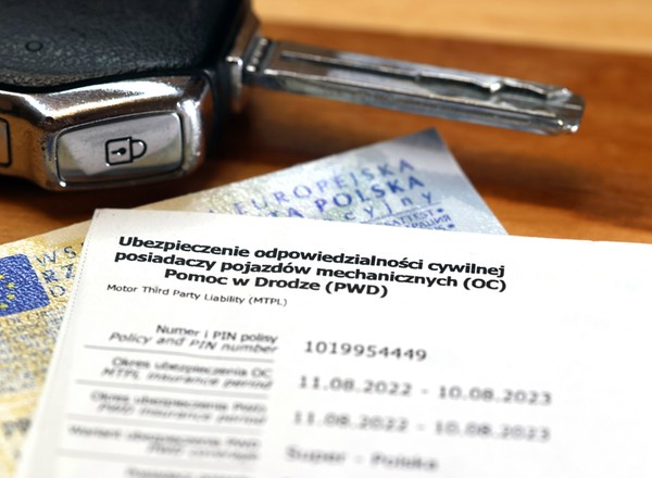To jedyna firma, w której polisy OC nie przedłużają się same. Kara dziś to 4,6 tys. zł i rośnie