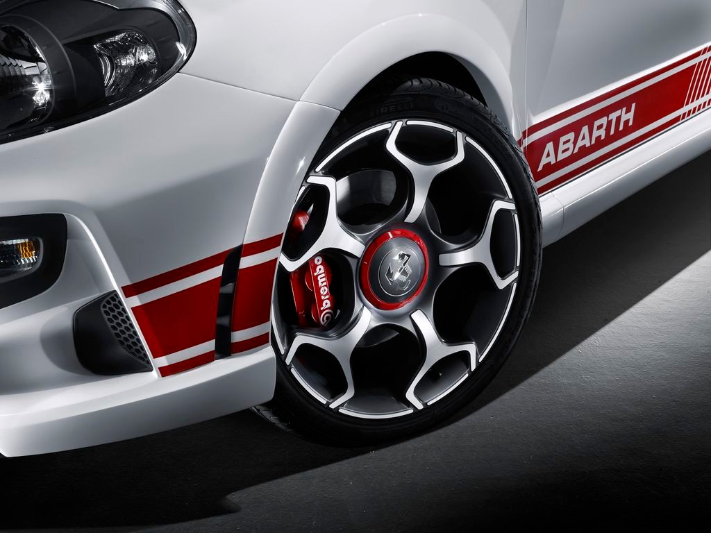 Nowy Abarth Punto Evo gotowy do walki