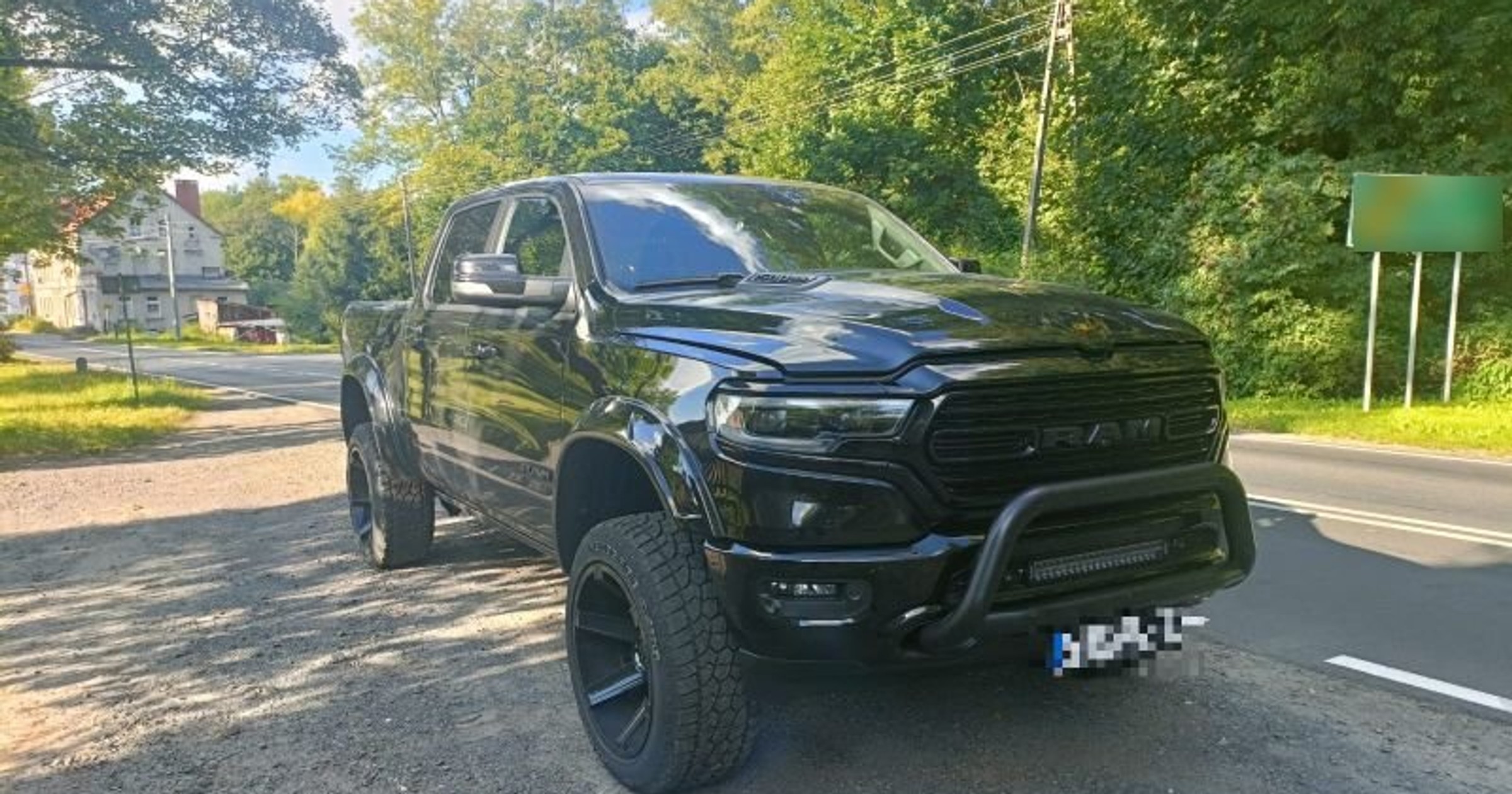 Odzyskany Dodge kilka godzin wcześniej został skradziony w Niemczech