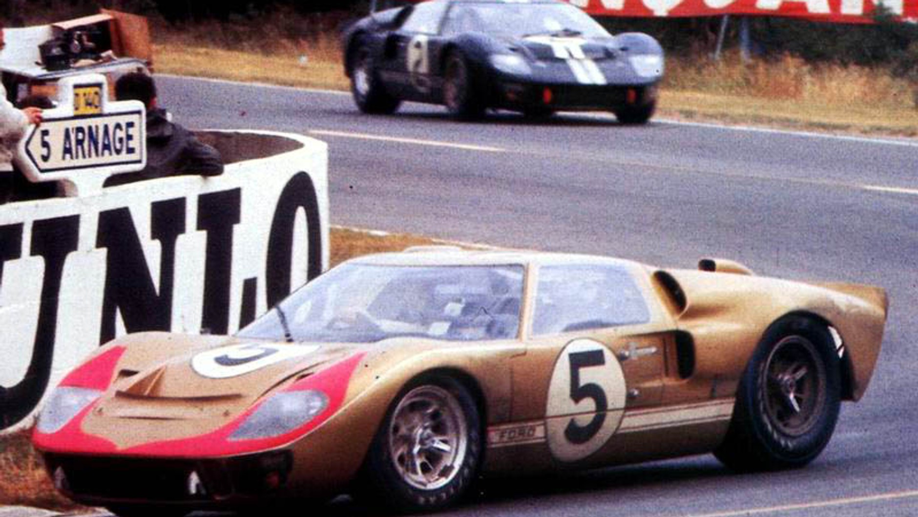 Ford GT40 – bicz na Ferrari