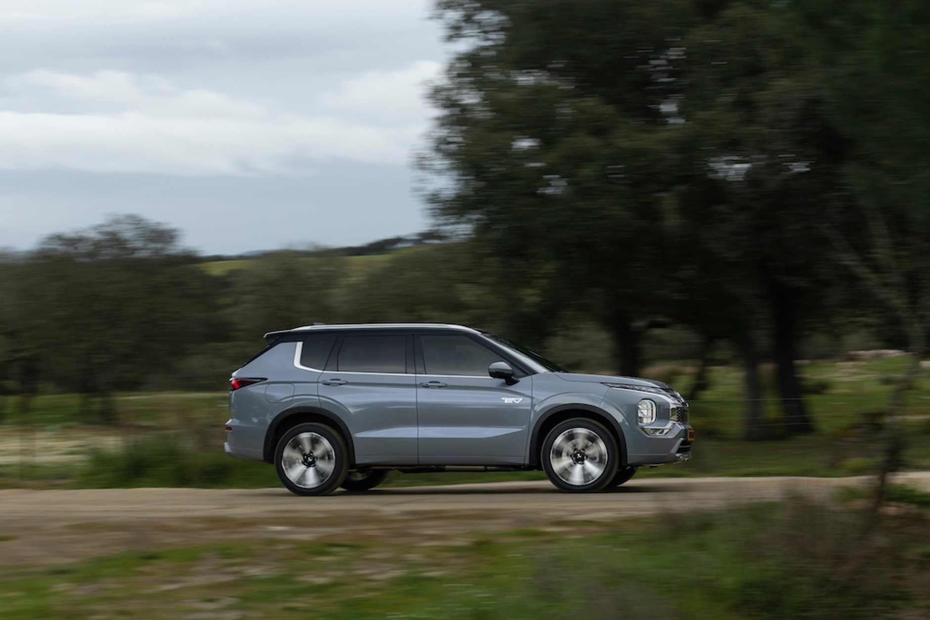 Nowy Mitsubishi Outlander PHEV