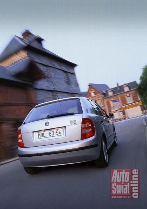 Audi A2 1.4, Mercedes A 140 Classic, Skoda Fabia, Toyota Yaris Verso - Drogowskazy