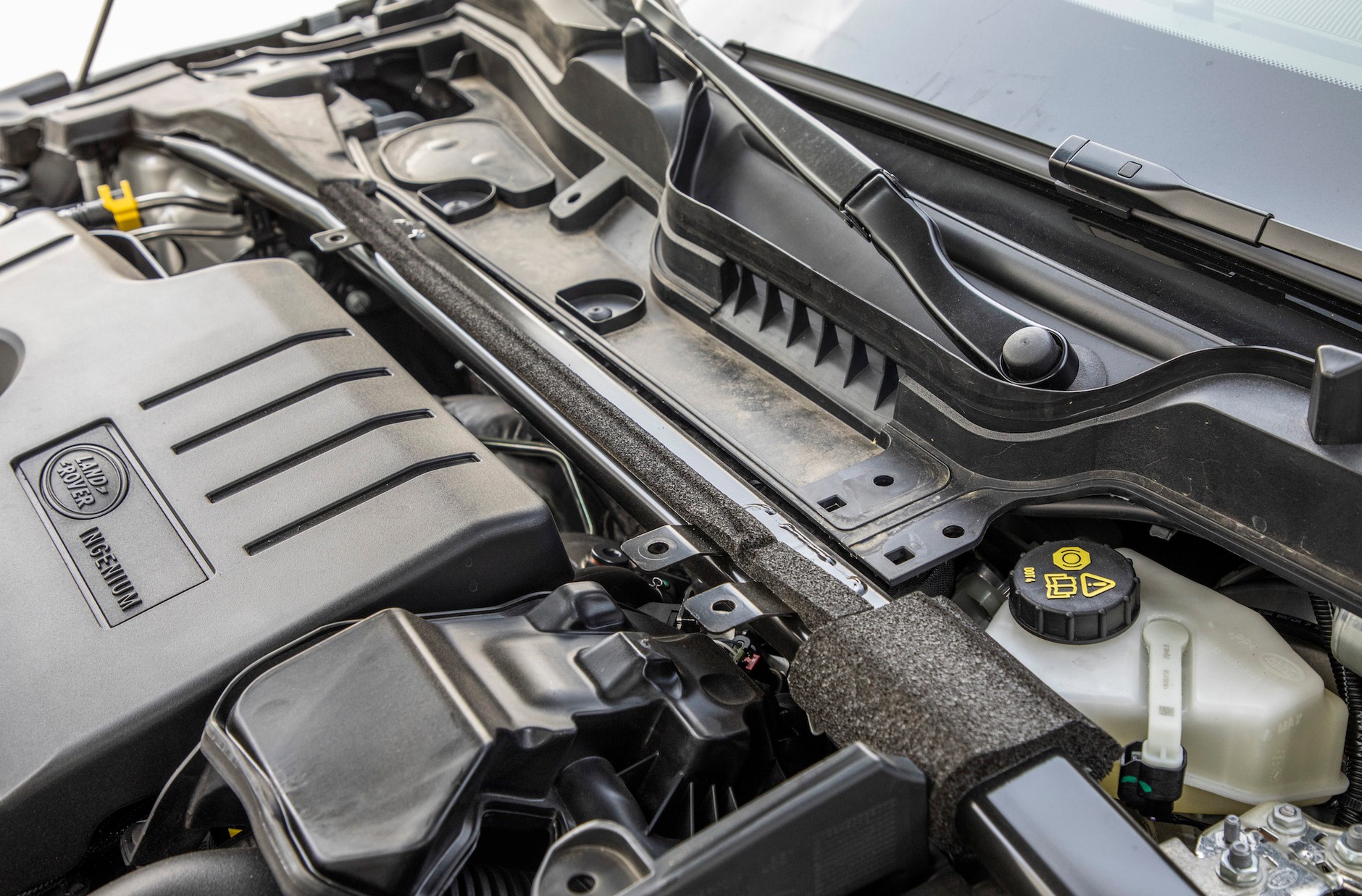 Range Rover Evoque HSE D240