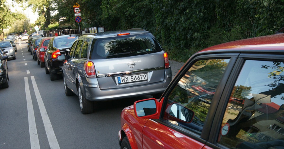Która nawigacja ominie korek? Auto Mapa kontra Navigon Traffic Live i TomTom HD Traffic