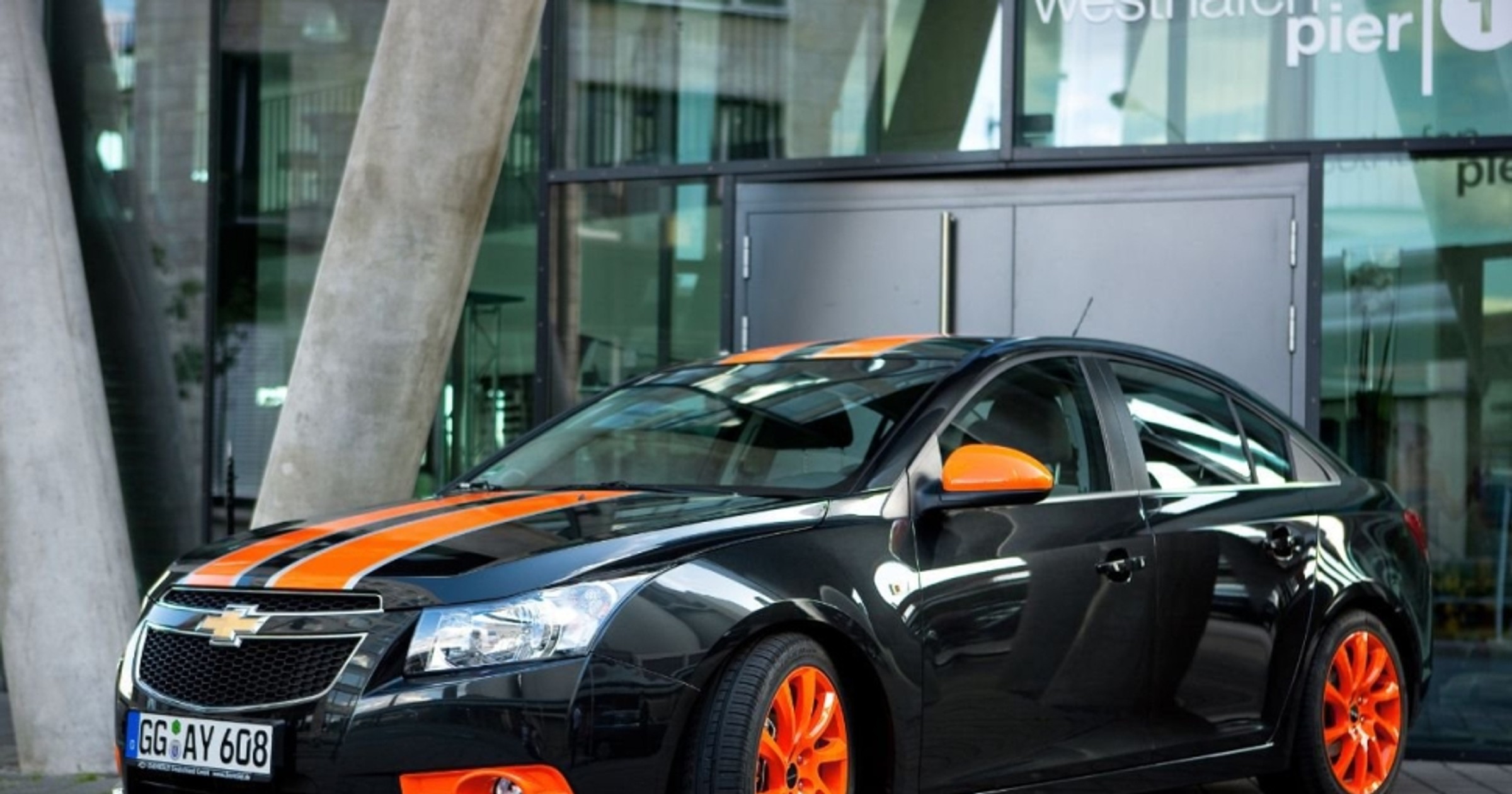 Chevrolet Cruze Bumblebee - Uliczny "Transformer"